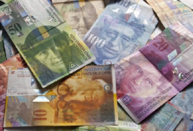 Schweizer Zentralbank schwächte Franken mit knapp 500 Milliarden